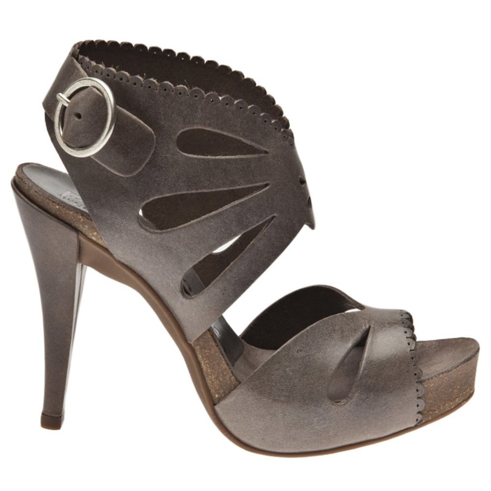 Pedro Garcia Pauline Heels